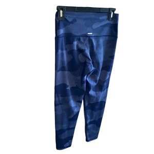 aerie chill play move 7/8 leggings size L